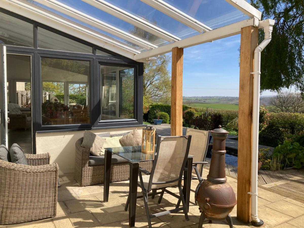 East Hillerton House Crediton Exterior foto
